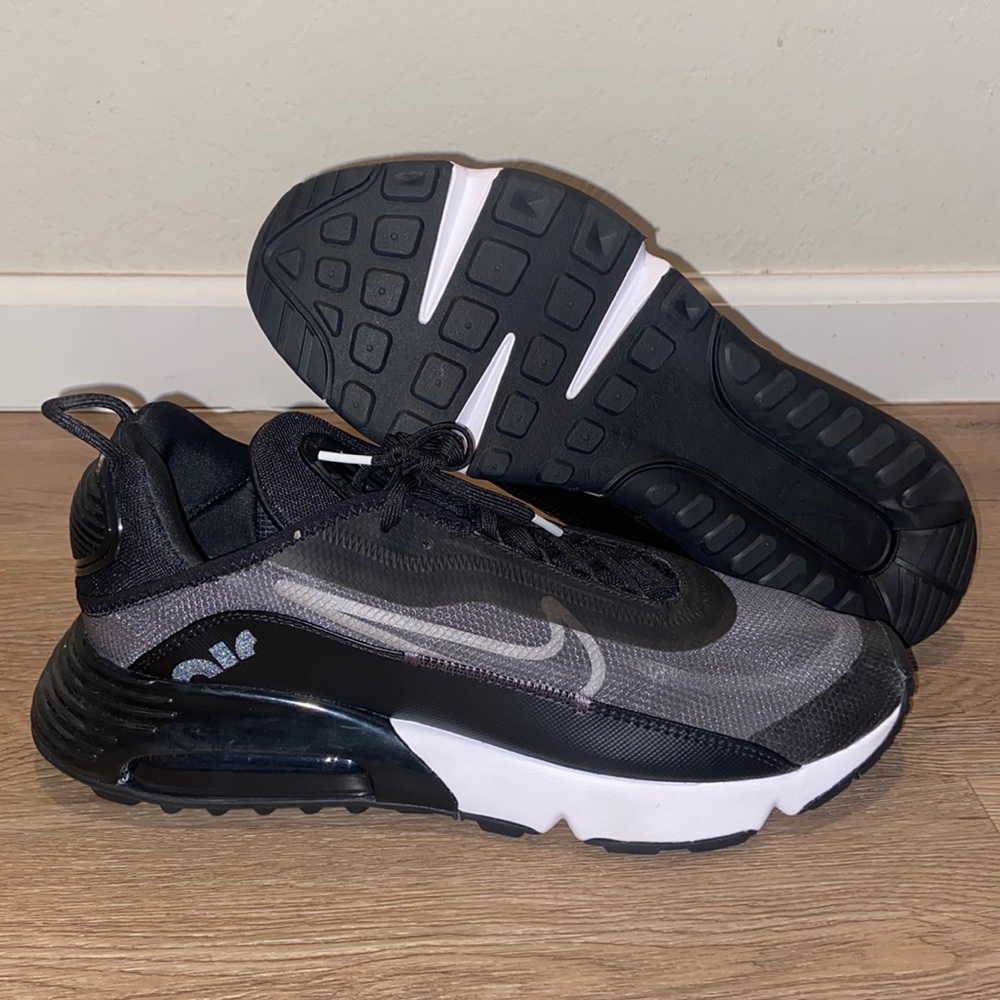 Nike Air Max 2090 Sz 12 Men’s